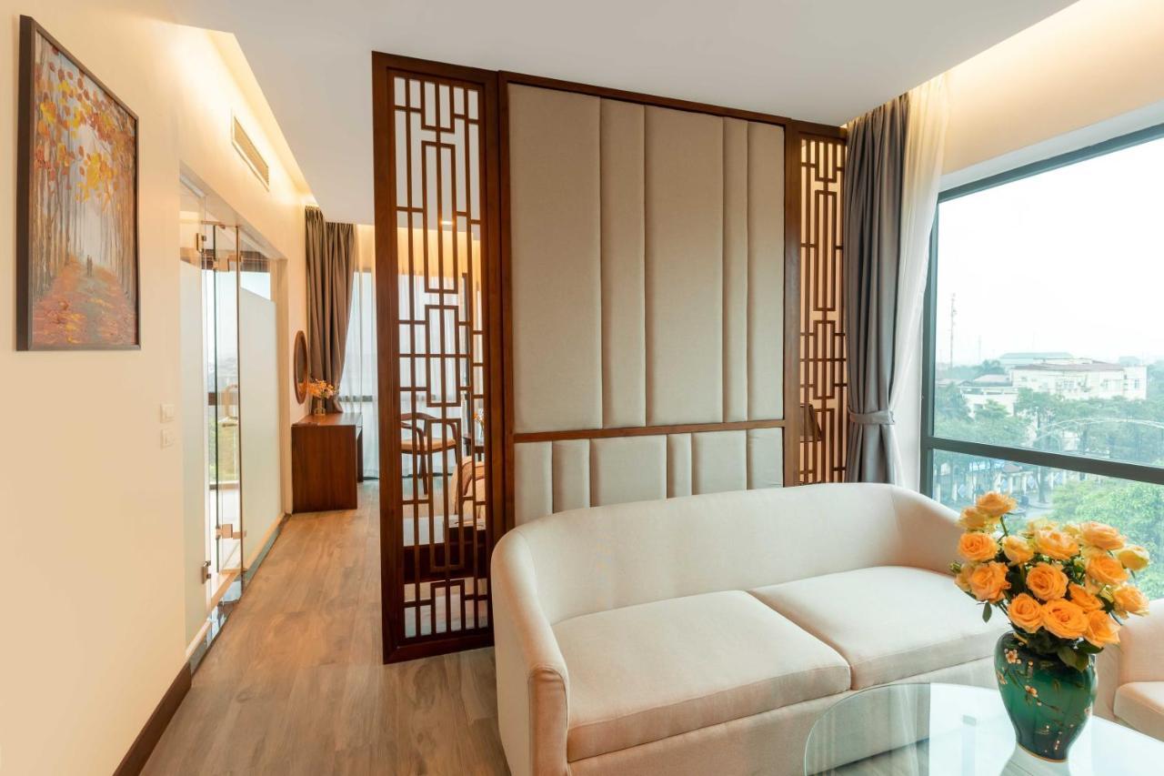 Mt Collection Hotel Νιν Μπιν Εξωτερικό φωτογραφία